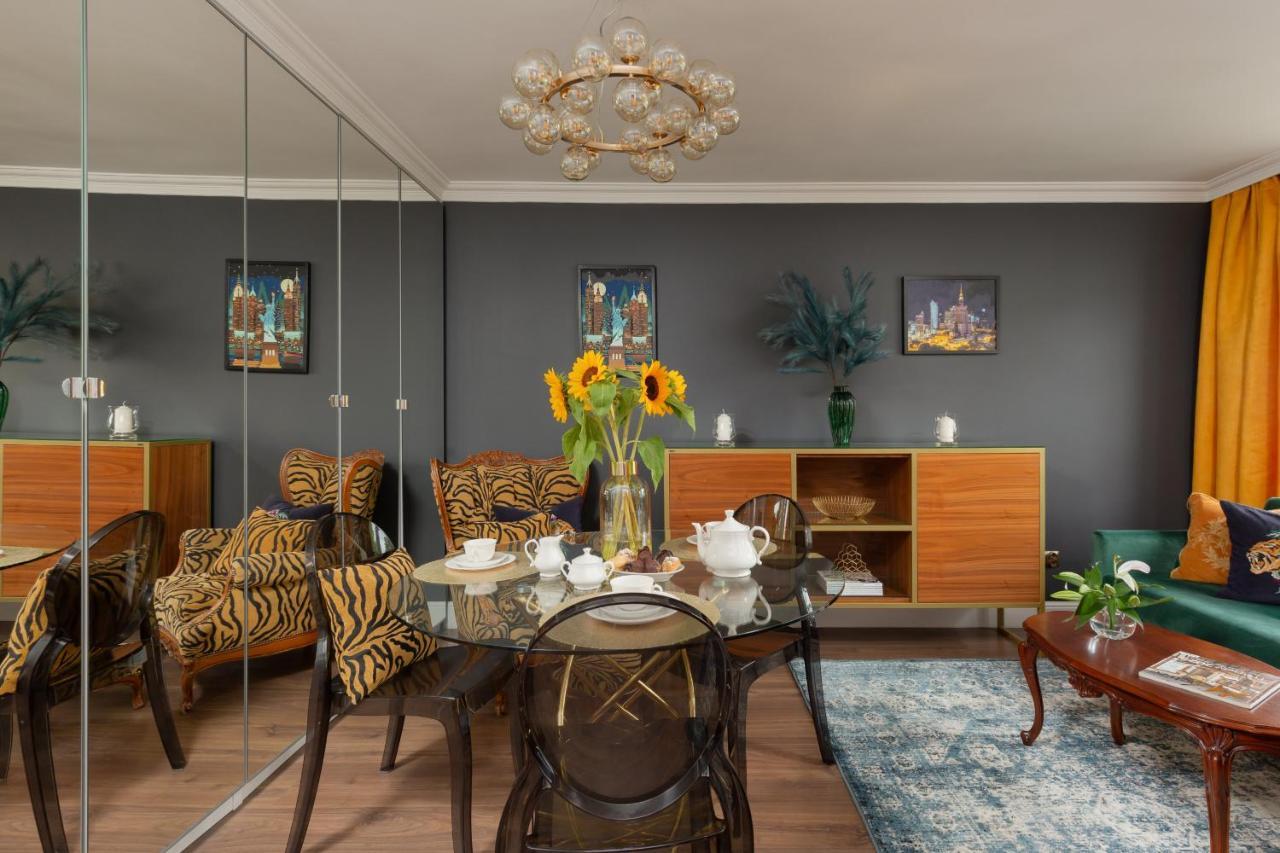 Apartment Aleje Ujazdowskie 8 By Renters Varšava Exteriér fotografie